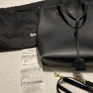 Shopping bag saint laurent tote on supple leather
